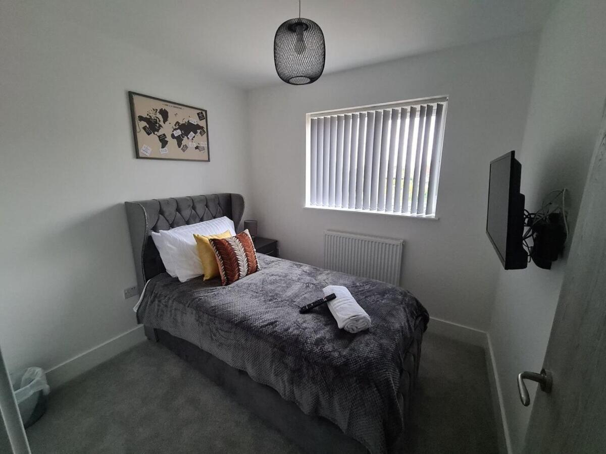 Sav 5 Bed Luxury Detached House In Leicester Humberstone Habitación foto