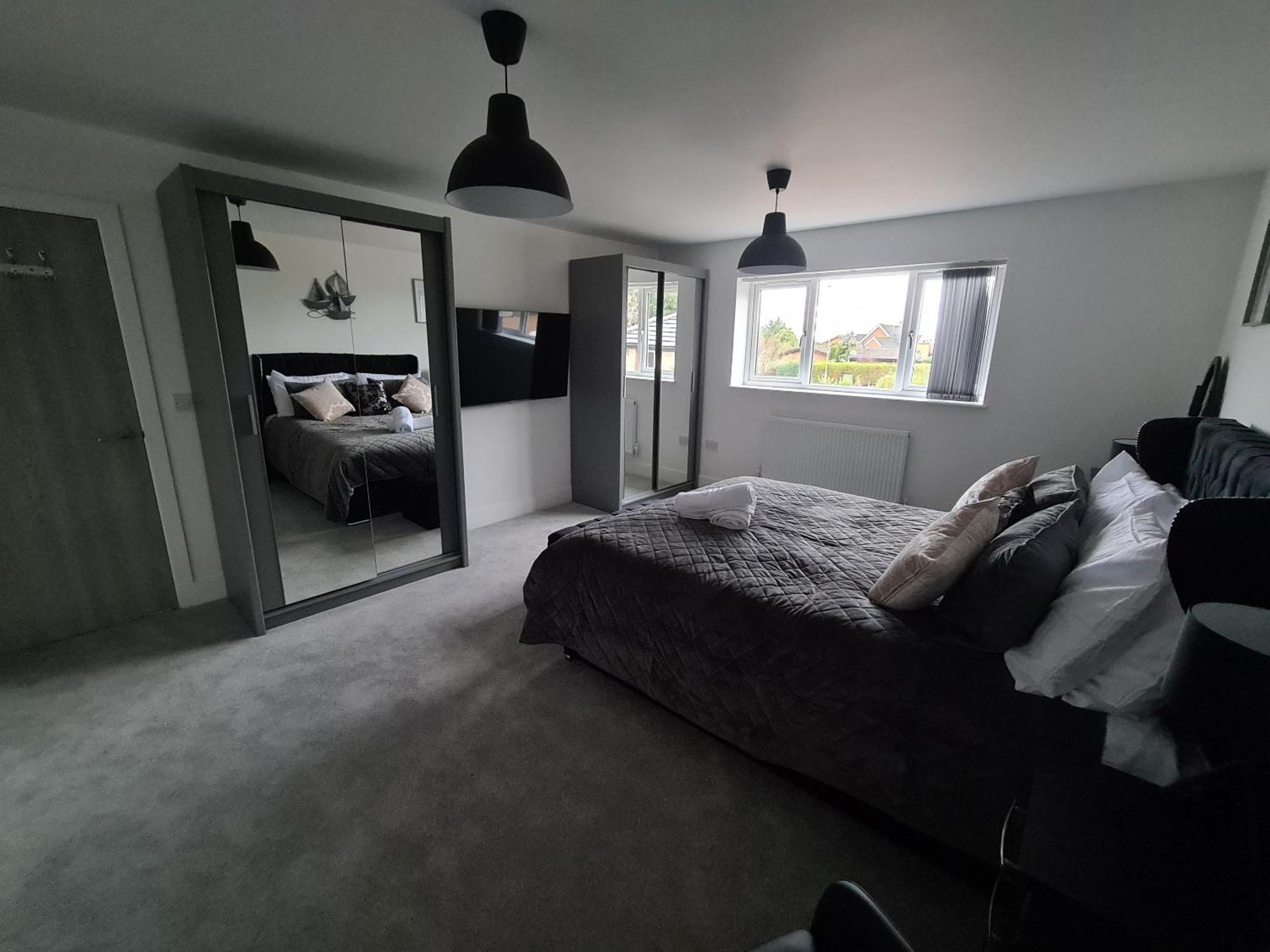 Sav 5 Bed Luxury Detached House In Leicester Humberstone Exterior foto