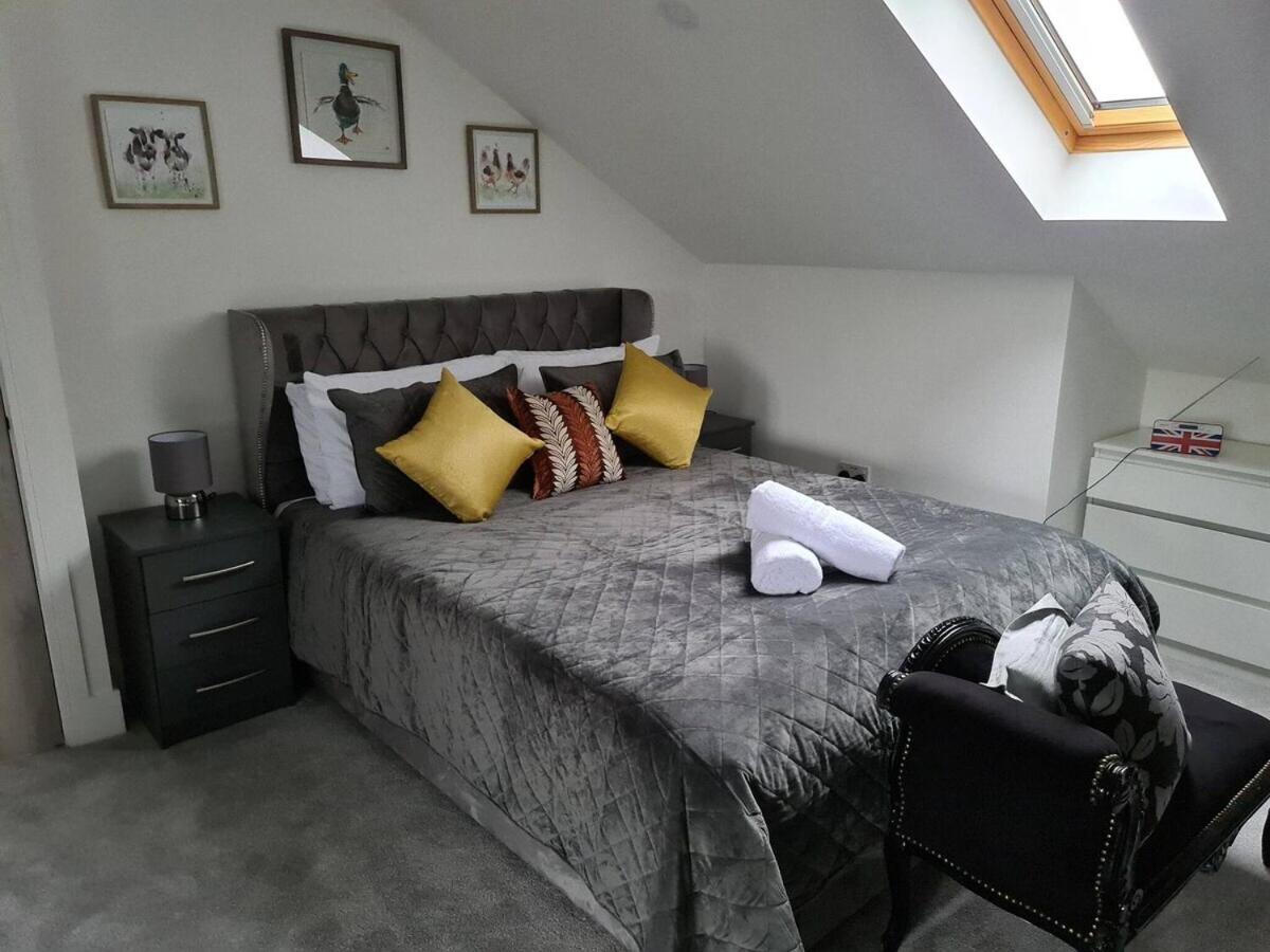 Sav 5 Bed Luxury Detached House In Leicester Humberstone Habitación foto