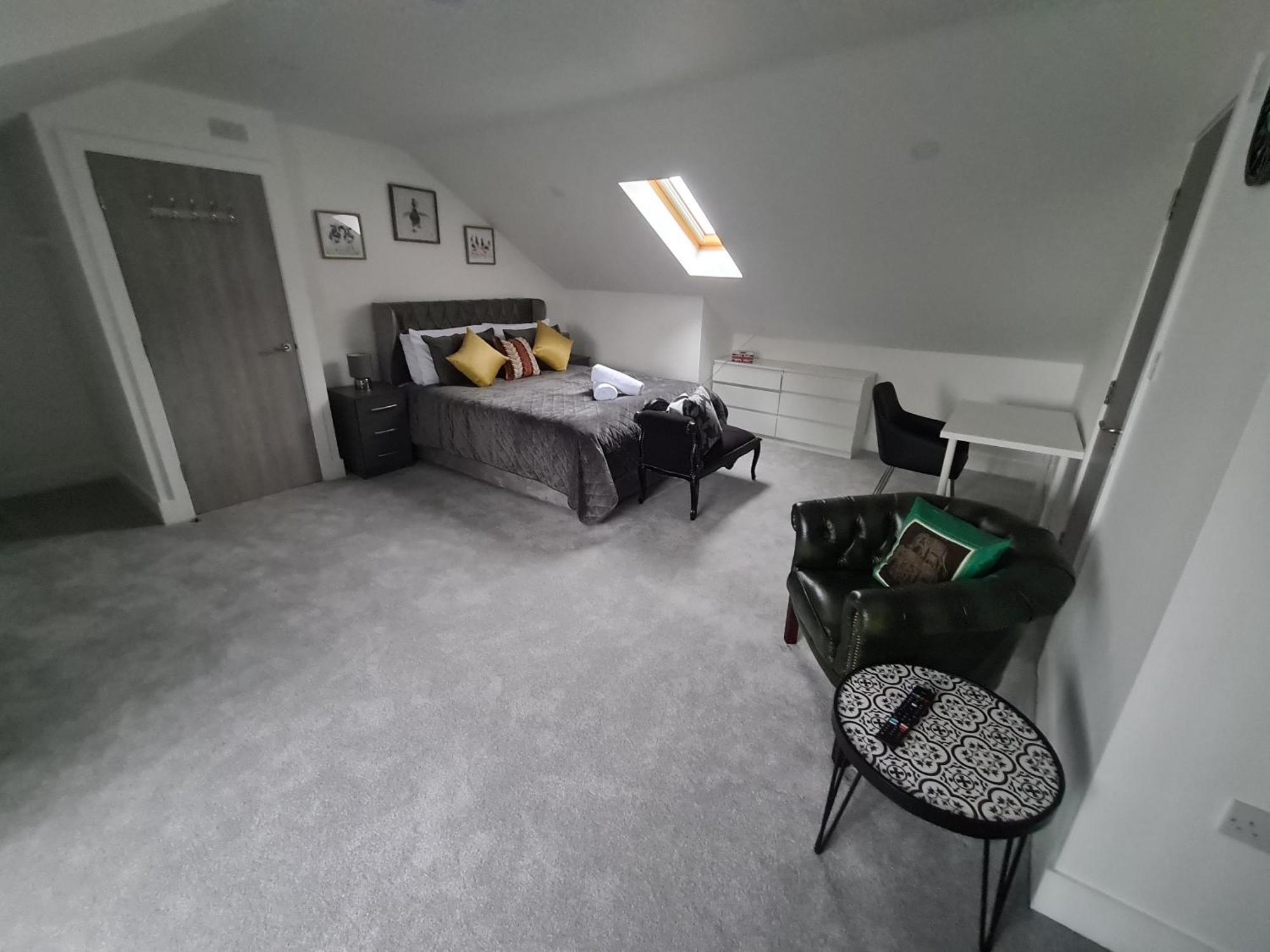 Sav 5 Bed Luxury Detached House In Leicester Humberstone Exterior foto