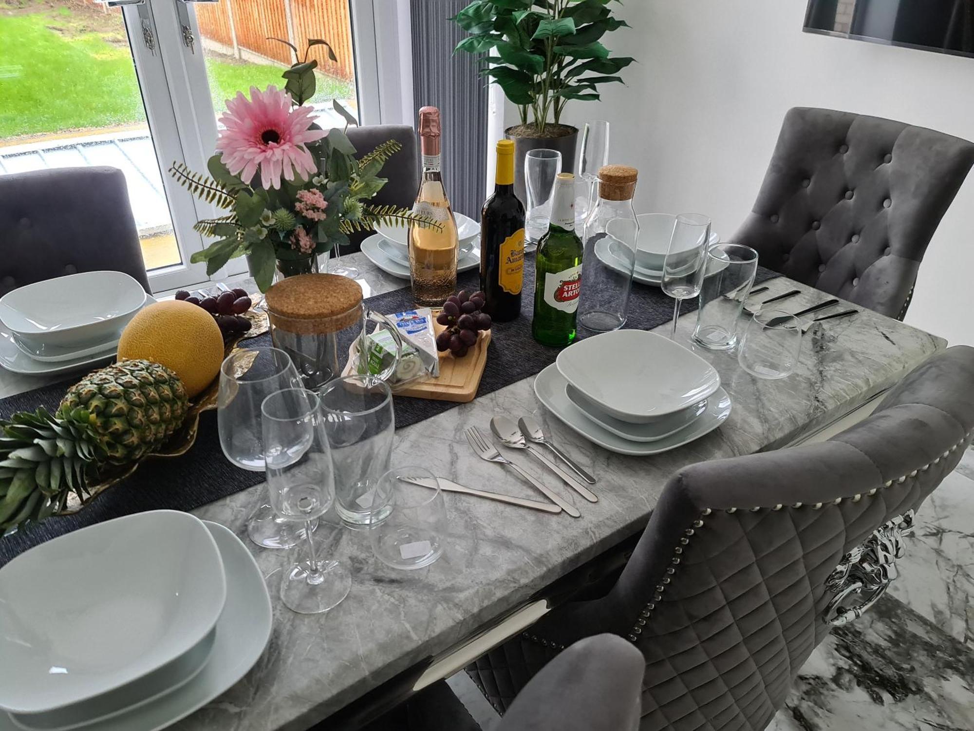 Sav 5 Bed Luxury Detached House In Leicester Humberstone Exterior foto