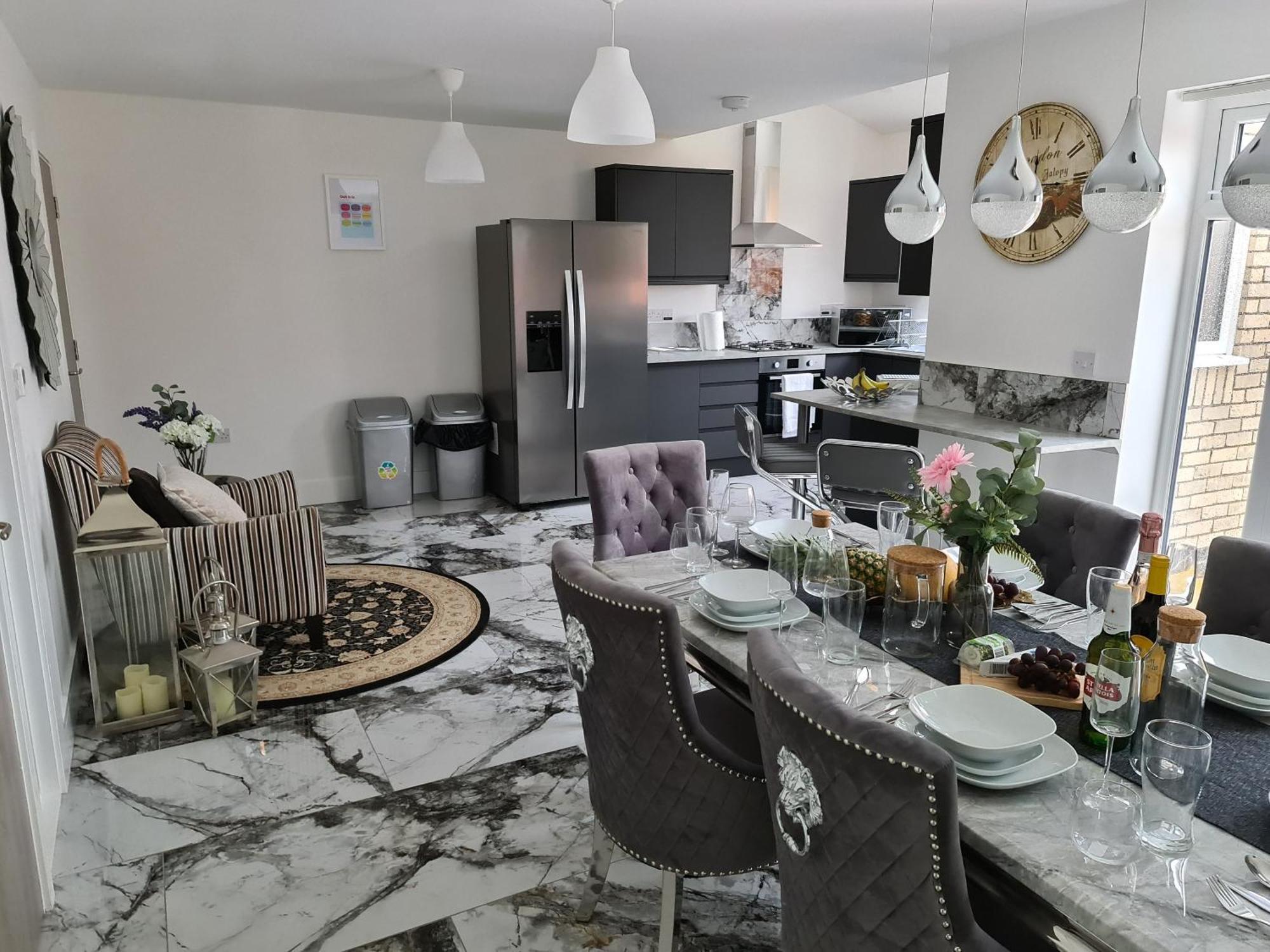 Sav 5 Bed Luxury Detached House In Leicester Humberstone Exterior foto
